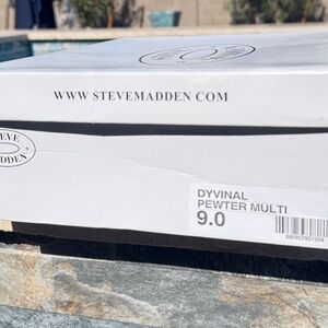 Steve Madden Dyvinal Pewter Multi